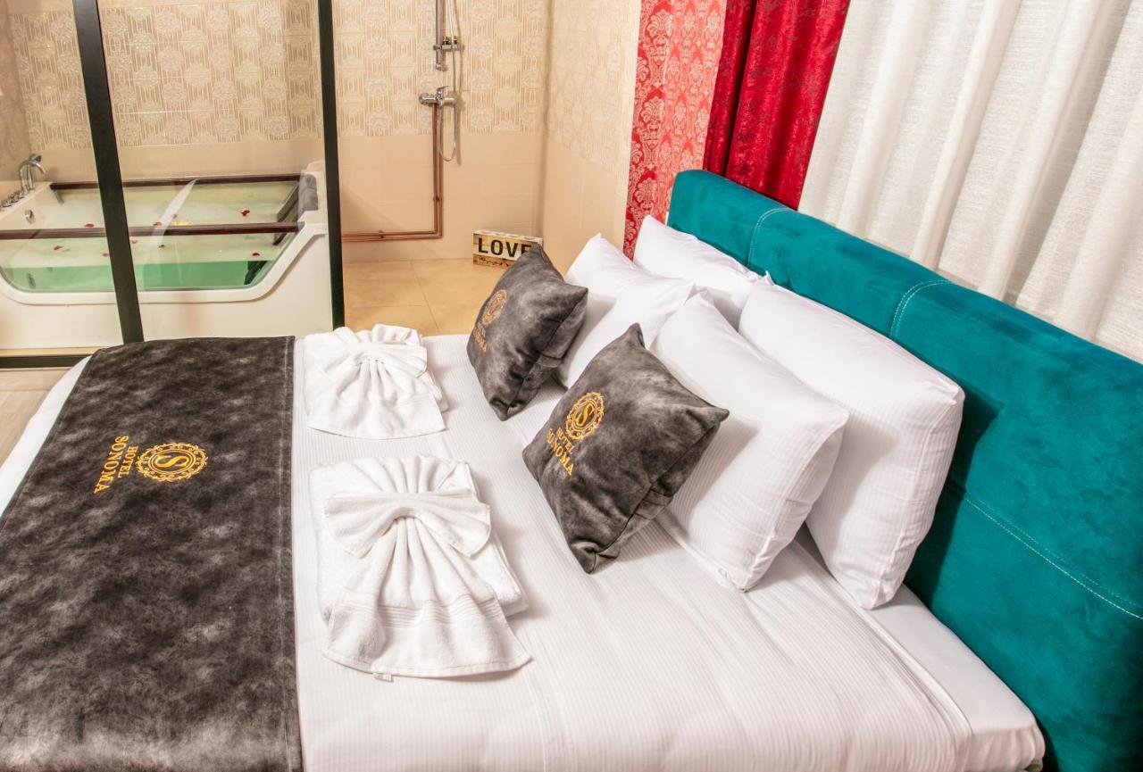 Hotel Sonoma Kosovo Polje Eksteriør billede