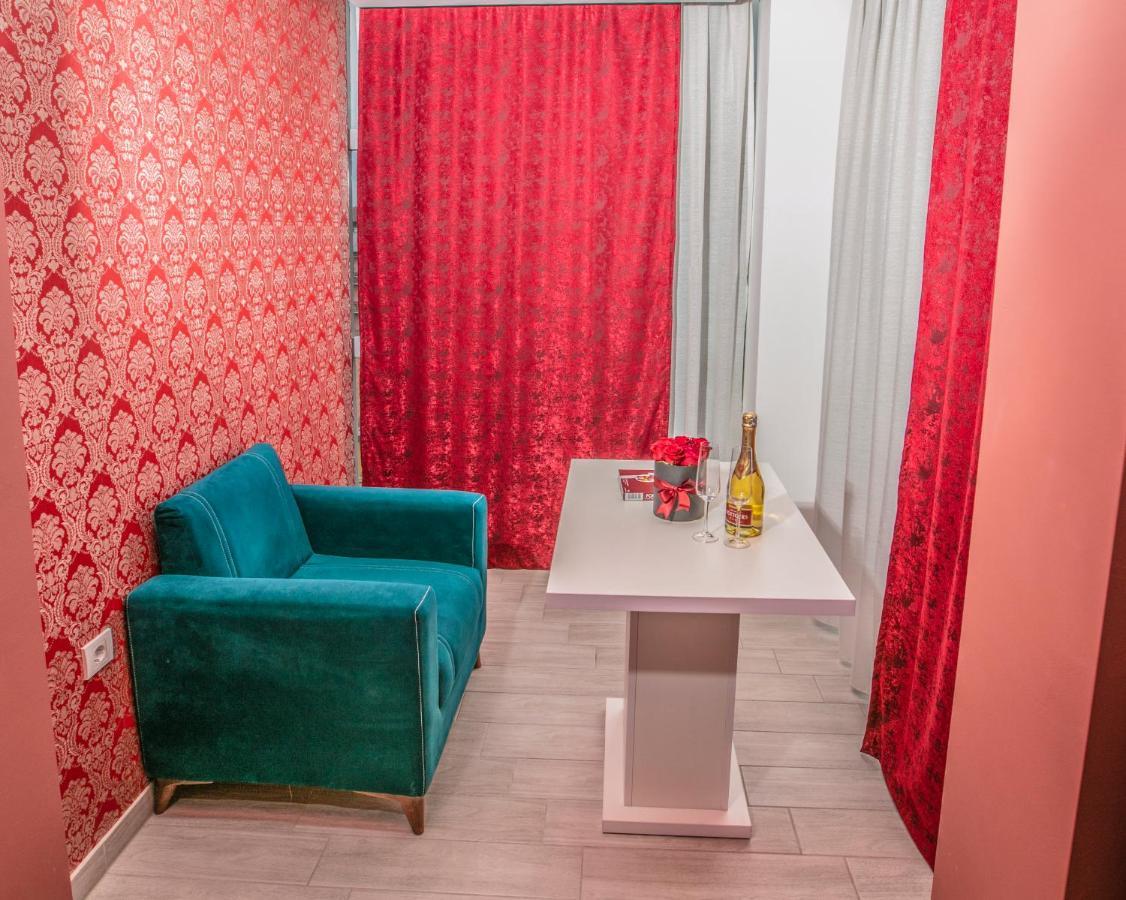 Hotel Sonoma Kosovo Polje Eksteriør billede